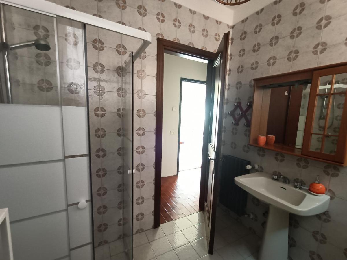Crone B&B Le Rose מראה חיצוני תמונה